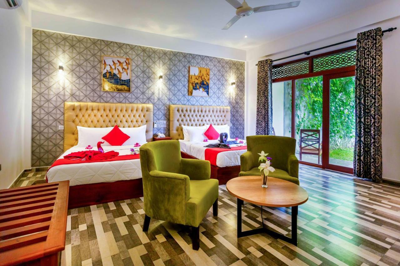 Polhena Grand Resort & Banquet Matara Eksteriør bilde