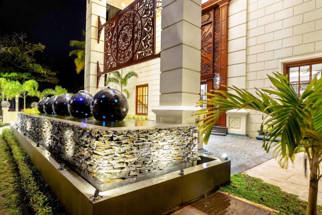 Polhena Grand Resort & Banquet Matara Eksteriør bilde